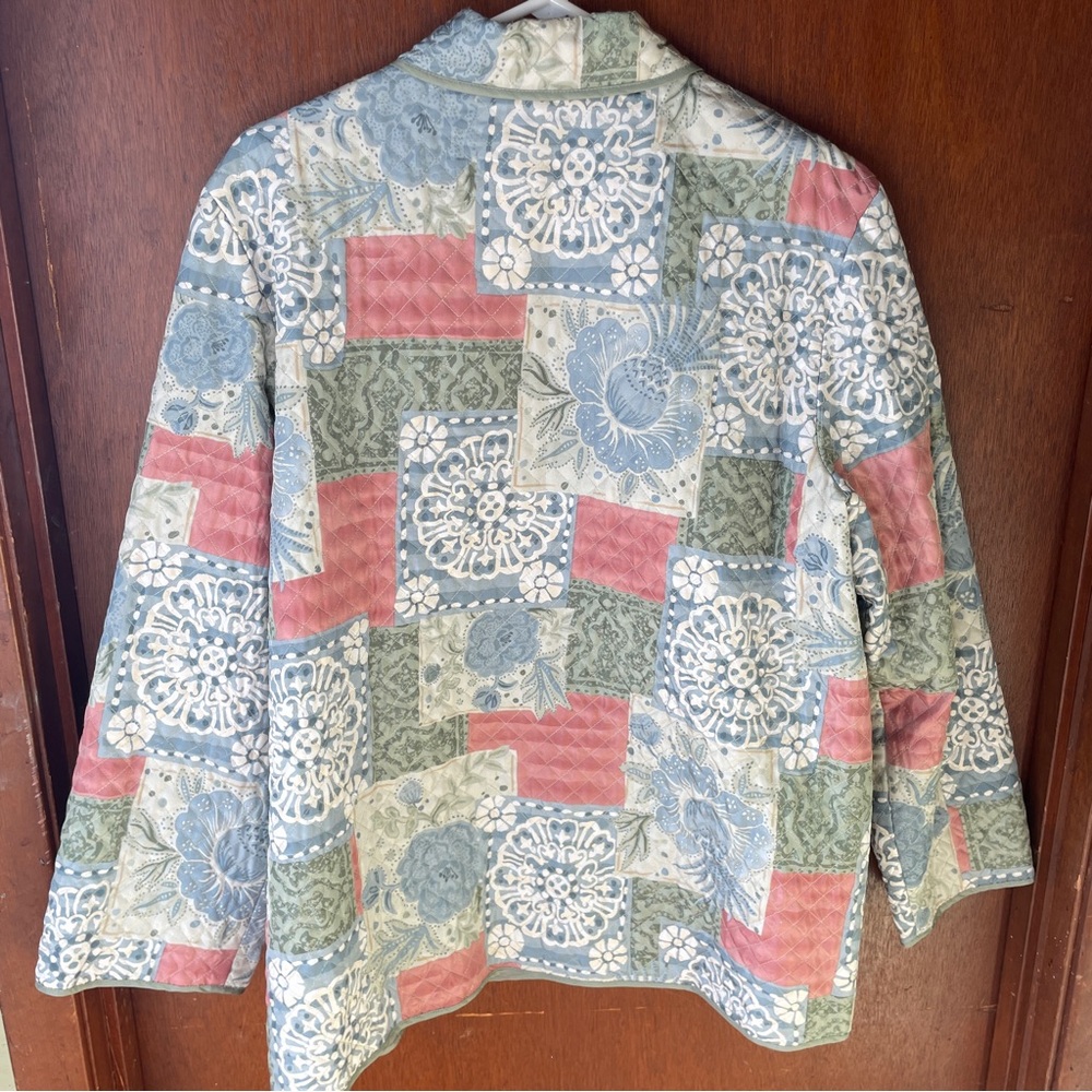 Vtg Silk Quilted Patchwork Jacket - Size 18w - image 2
